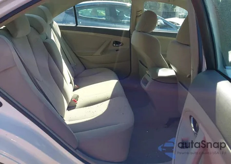 2011 Toyota Camry Le z USA, uszkodzony, nr VIN 4T1BF3EK6BU657606